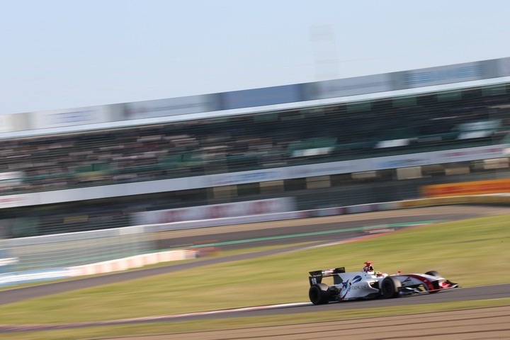 決勝レース: 関口雄飛（ITOCHU ENEX TEAM IMPUL SF14）