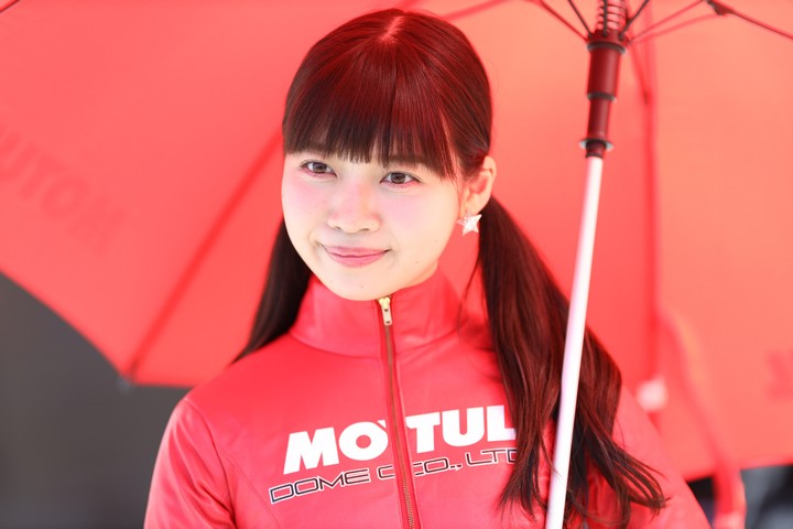 ピットウォーク: レースクイーン