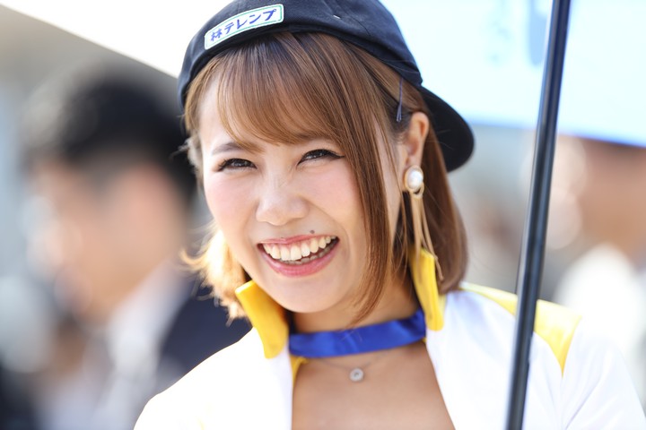 ピットウォーク: レースクイーン