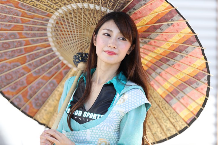 ピットウォーク: レースクイーン