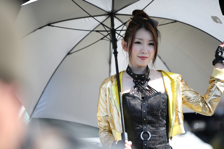 ピットウォーク: レースクイーン