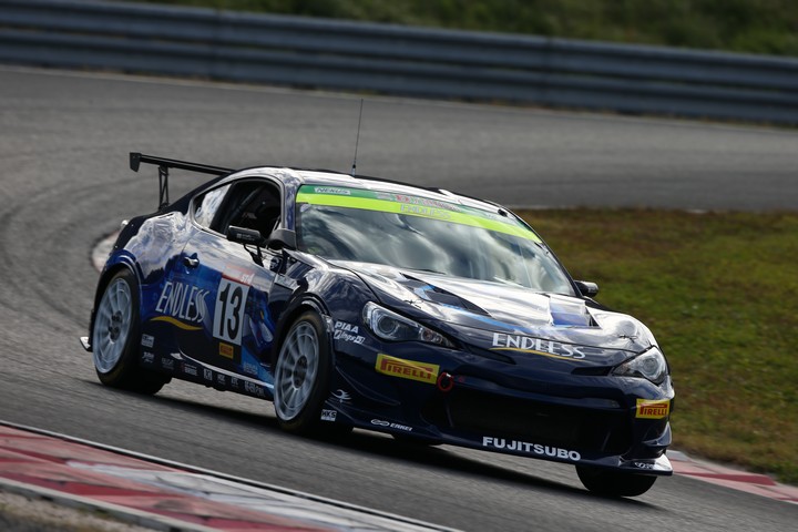 グループ2決勝: 小河諒／高橋翼／花里祐弥／呉良亮組（ENDLESS 86）