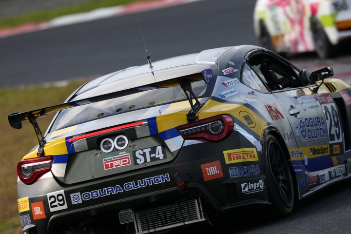 グループ2決勝: 佐々木雅弘／豊田大輔／MORIZO／小倉康宏組（T'S CONCEPT小倉クラッチ86）