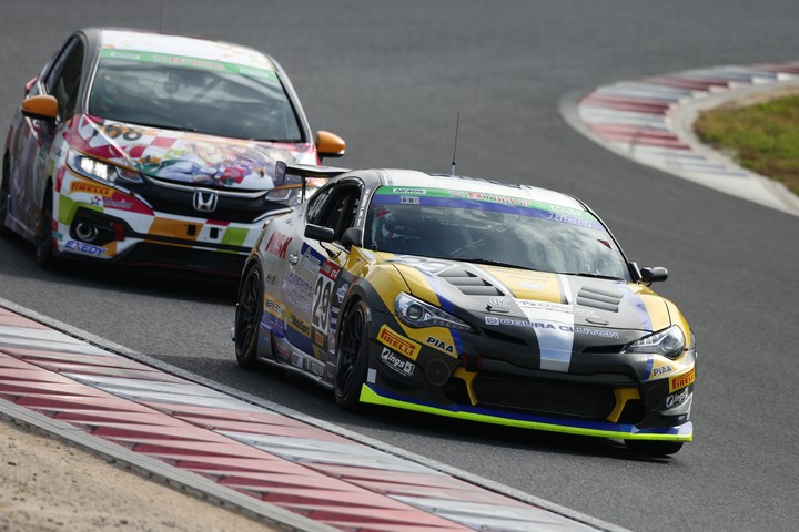 グループ2決勝: 佐々木雅弘／豊田大輔／MORIZO／小倉康宏組（T'S CONCEPT小倉クラッチ86）