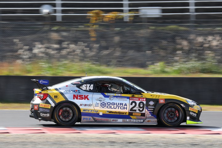 グループ2決勝: 佐々木雅弘／豊田大輔／MORIZO／小倉康宏組（T'S CONCEPT小倉クラッチ86）