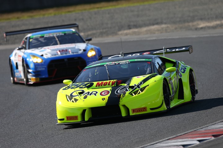 グループ1決勝: 木村武史／ケイ・コッツォリーノ／Afiq Yazid組（CARGUY HURACAN GT3）