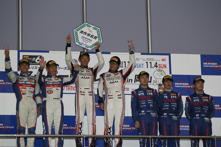 ST-3クラスの表彰式