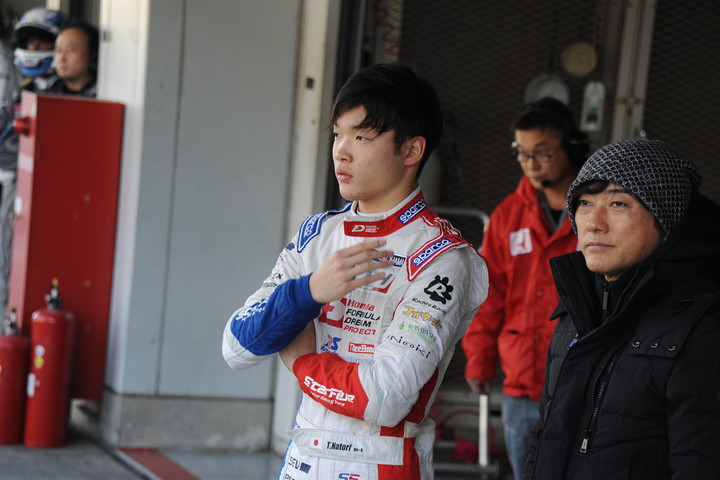 公式テスト2日目: 名取鉄平と加藤寬規監督（TODA RACING）