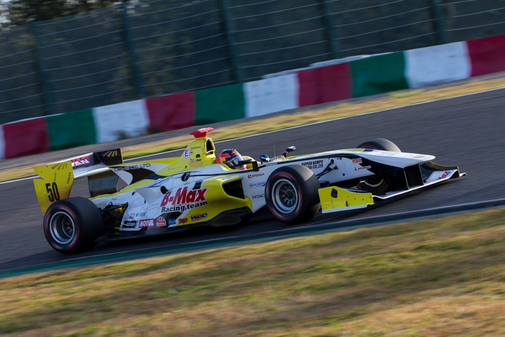 合同・ルーキーテスト1日目: ルーカス・アウアー（B-MAX Racing Team）