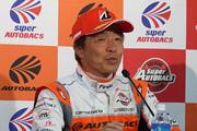 決勝記者会見: GT300クラス優勝の高木真一（AUTOBACS RACING TEAM AGURI）