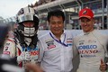 決勝レース: GT500クラスで優勝した小林可夢偉とヘイッキ・コバライネン（LEXUS TEAM SARD）