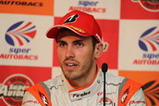 決勝記者会見: GT300クラス優勝のショーン・ウォーキンショー（ AUTOBACS RACING TEAM AGURI）