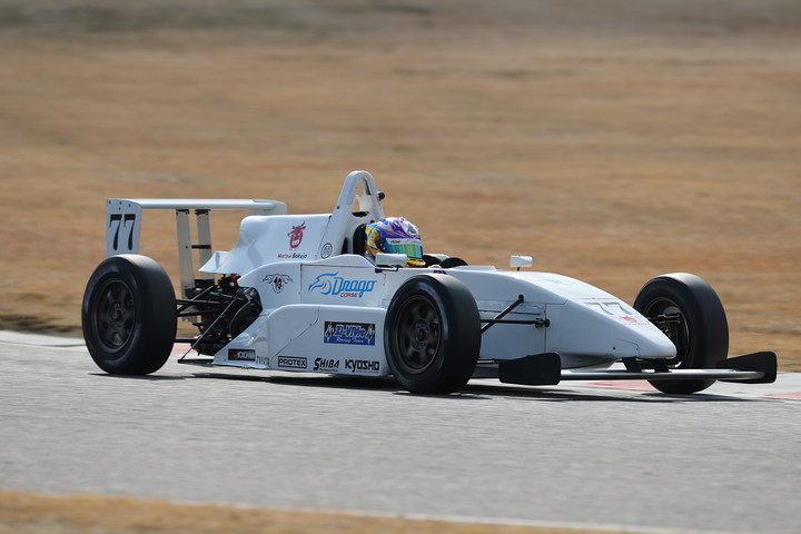 予選3位の荒川麟（Drago CORSE 10V）