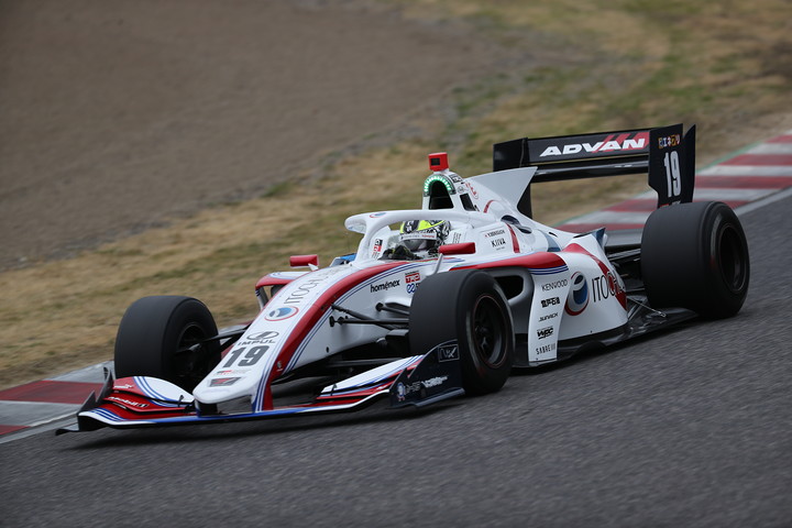 SFラインナップ: CarNo.19 関口雄飛（ITOCHU ENEX TEAM IMPUL）