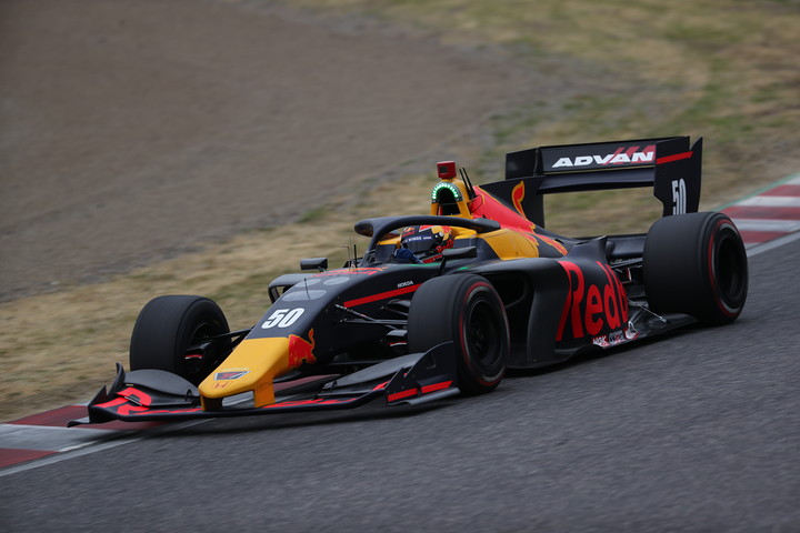 SFラインナップ: CarNo.50 ルーカス・アウアー（B-Max Racing with motopark）