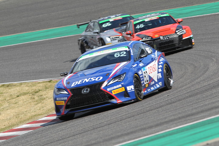 ST-3クラス優勝は嵯峨宏紀／山下健太／小河諒組（DENSO Le Beausset RC350）