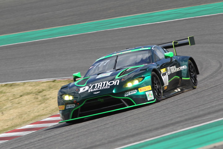 ST-Xクラス優勝は星野敏／ダレン・ターナー／近藤翼組（D'station Vantage GT3）