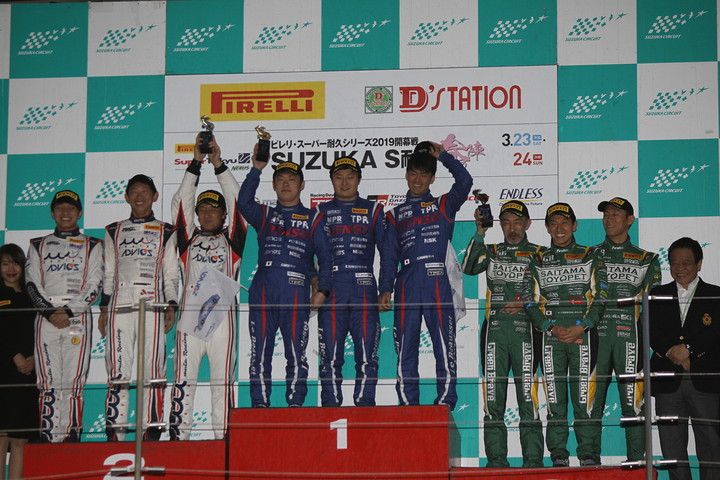 ST-3クラスの表彰式