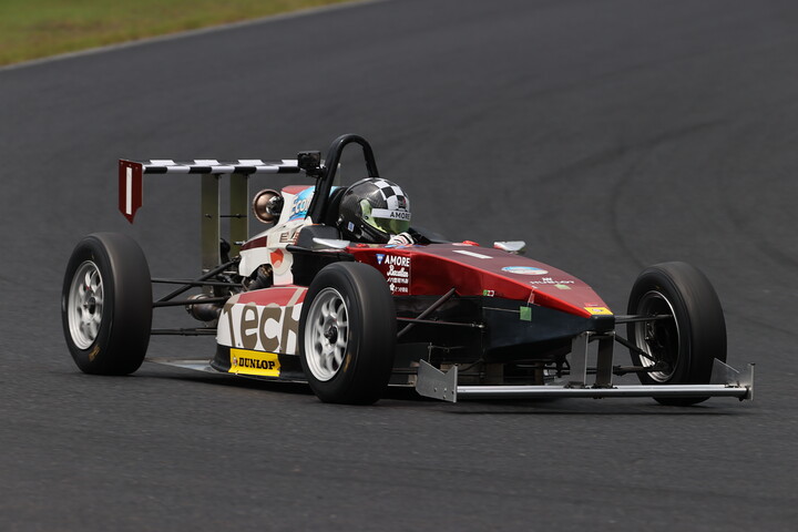 決勝4位は元山泰成（Ecotech Racing） - モータースポーツフォーラム