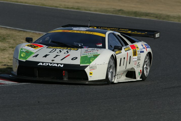 決勝 JLOC悲願の初優勝はここ鈴鹿で成し遂げられた