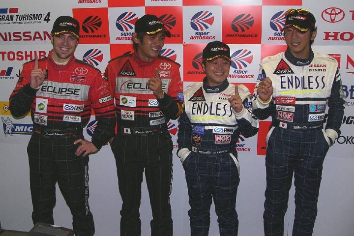 緒戦を制したGT500クラスと300クラスのドライバー達