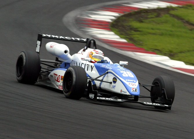 決勝今季3勝目を上げたオリベイラ