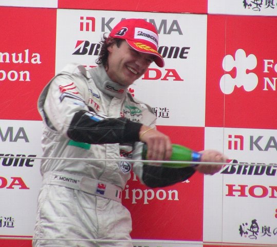 決勝思いがけない勝利に喜びを爆発させるモンティン