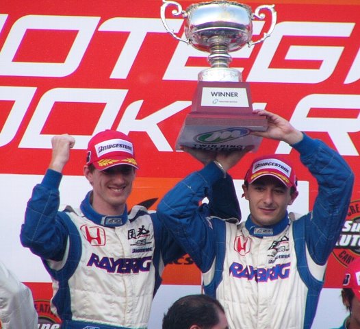 決勝 NSX待望の初勝利はレイブリックのものに