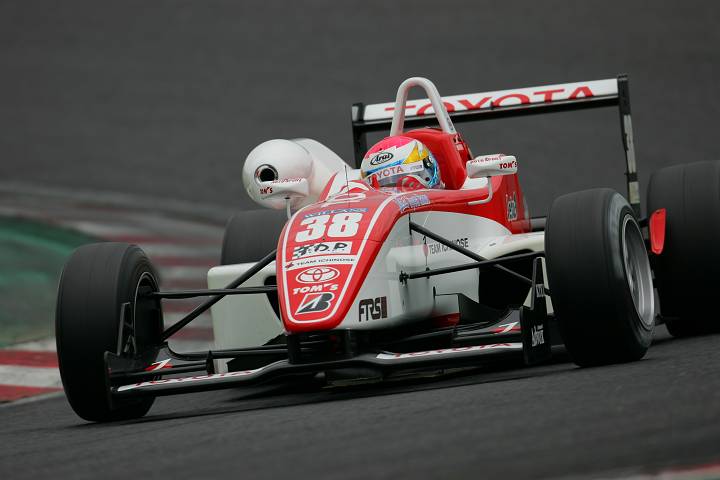 予選 逆転ポールポジションの池田大祐