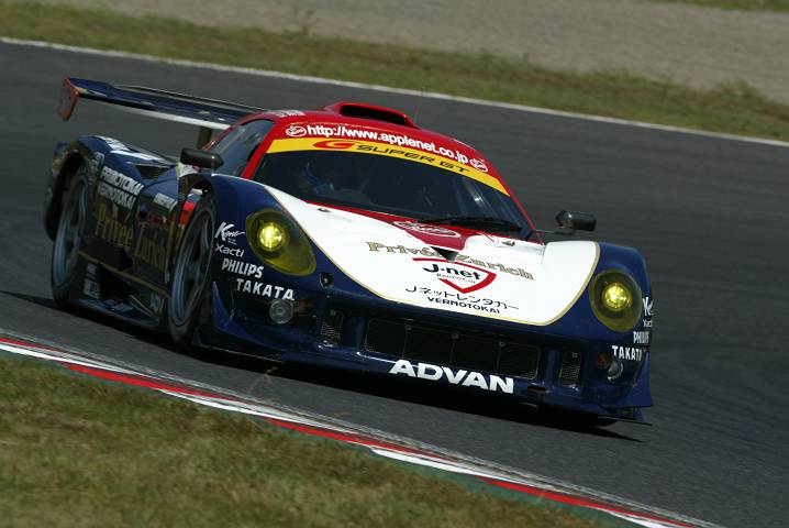 予選1回目暫定クラスポールのPriveeZurich RD320R