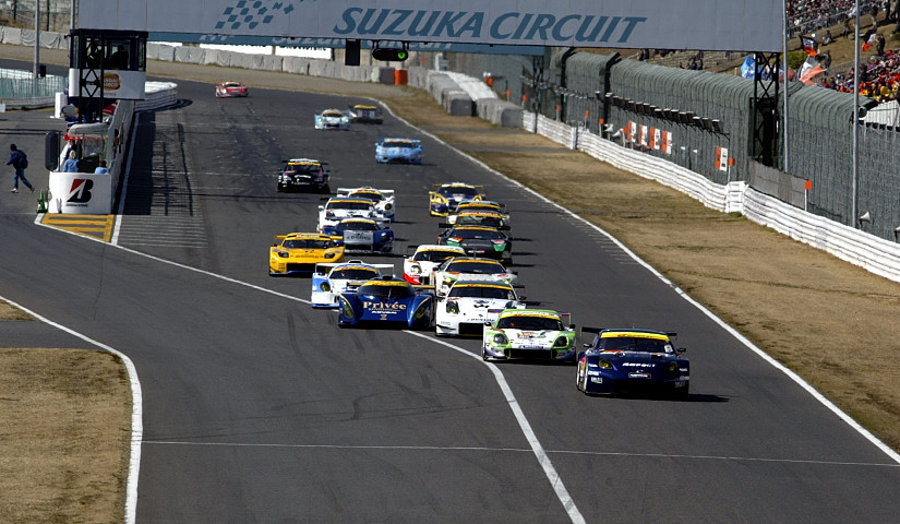 いよいよ今シーズンのＳＵＰＥＲ ＧＴがスタートした (GT300)