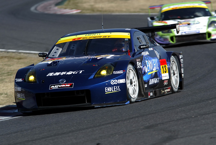 予選から決勝まで完璧にＧＴ３００クラスを制したンドレスアドバン洗剤革命Z