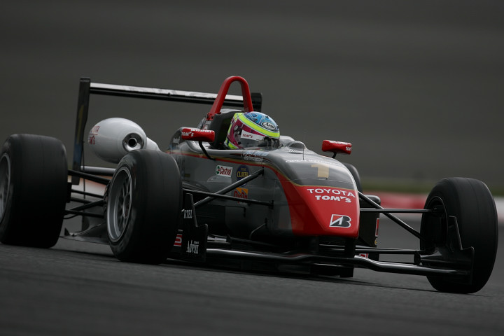 今年のTOM'Sの助っ人ドライバー、オリバー・ジャービスは予選2位