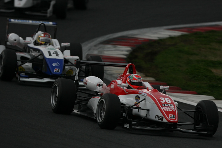 スタート失敗から追い上げなんとか表彰台に届いた大嶋和也