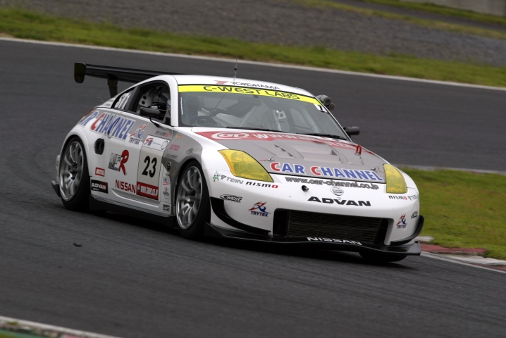 フリー走行終了間際にトップタイムを叩き出した星野一樹の駆る23号車