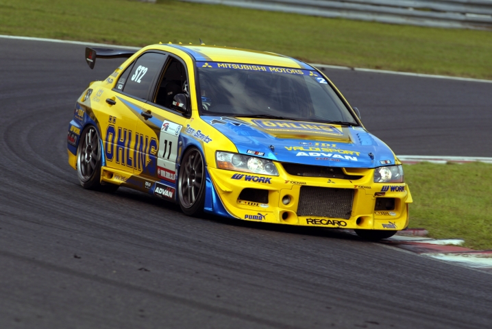 ポイント割り増しとなる終盤戦を待たずして、早々と年間王者となったオーリンズランサー