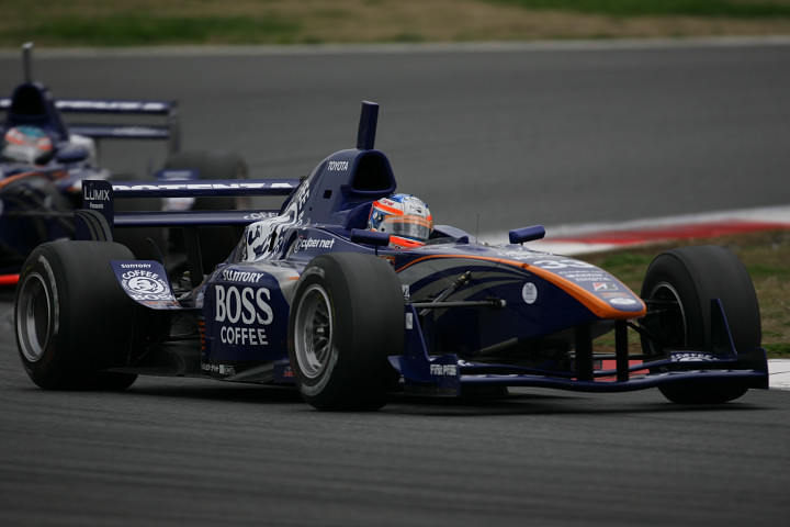 一時は20位まで落ちるも追い上げて6位に入賞したロニー･クインタレッリ