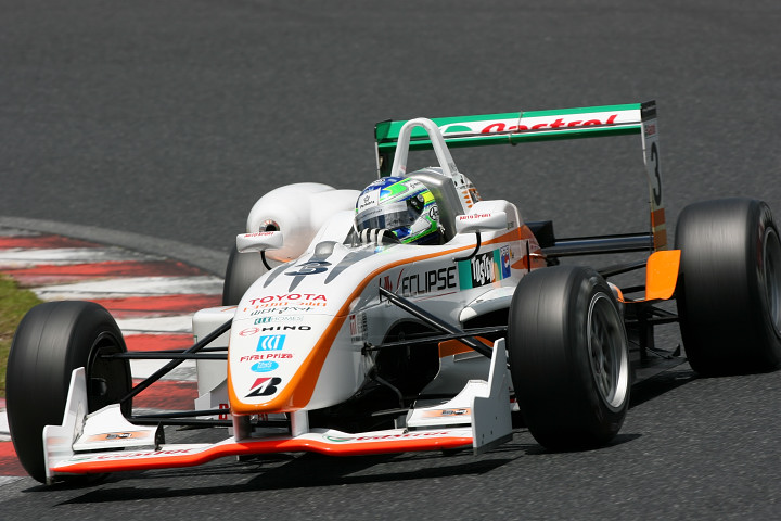 予選3位につけた現在ポイントリーダーのロベルト・ストレイト・フィーリョ