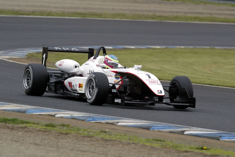 トムスの助っ人オリバー・ジャービス（DHG TOM'S）が今季初ポール！