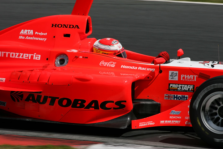 元F1ドライバーの井出有治、フリー走行2位でいよいよ本領発揮か？