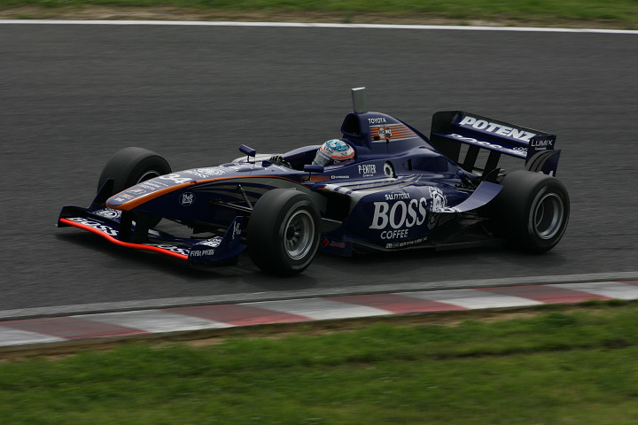 予選では不運なペナルティで下位に沈んだ横溝直輝（INGING）もフリー走行は好調で3位