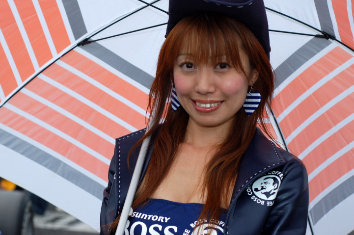 スターティンググリッドにて、INGING GAL