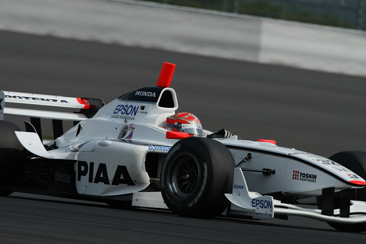 予選2回目で一つポジションアップ、2位に入った小暮卓史（PIAA NAKAJIMA）