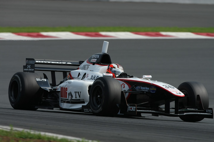 予選2回目終盤までリーダーだったが終わってみれば4位のアンドレ・ロッテラー（DHG TOM'S）