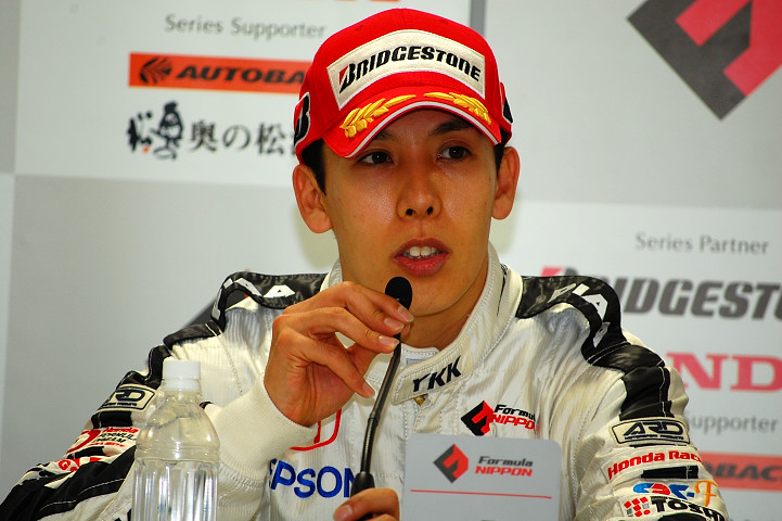 優勝、小暮卓史（PIAA NAKAJIMA）