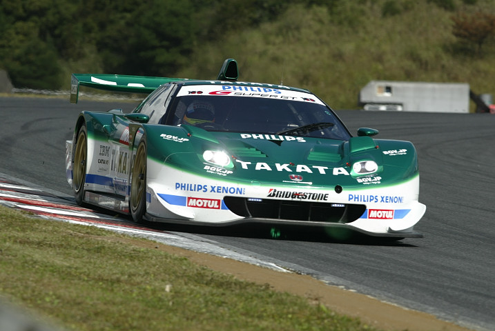 GT500クラスポールポジションはZENT CERUMO SC430（立川祐路／高木虎之介組）