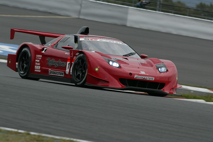 予選1回目は4リッターエンジンを搭載したREAL NSX（金石年弘/金石勝智組）がトップタイム