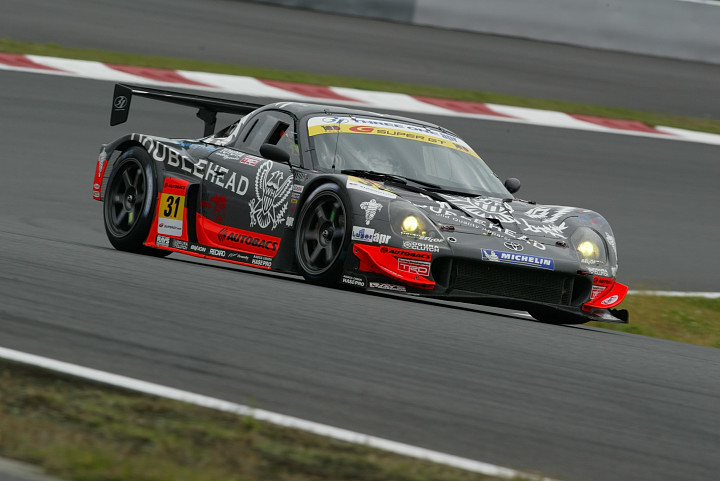 予選1回目GT300クラスのトップタイムを記録したのはDOUBLE HEAD apr MR-S（峰尾恭輔/坂本雄也組）