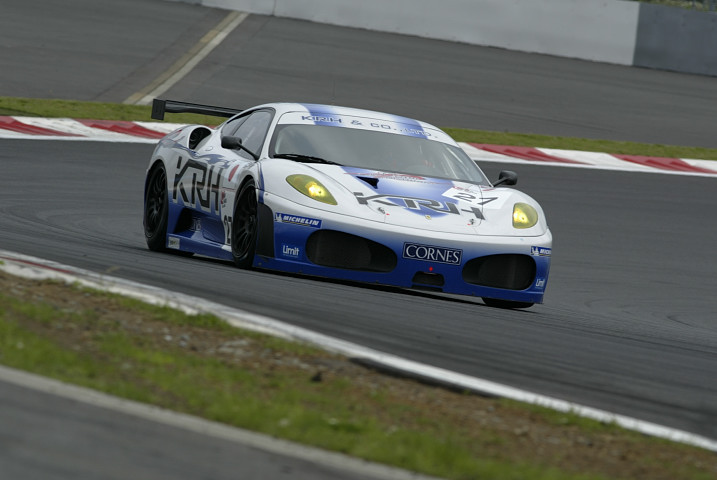 決勝3位はLMGT2クラス優勝のFerrari F430 GT（青山光司／高木真一／新田守男組）