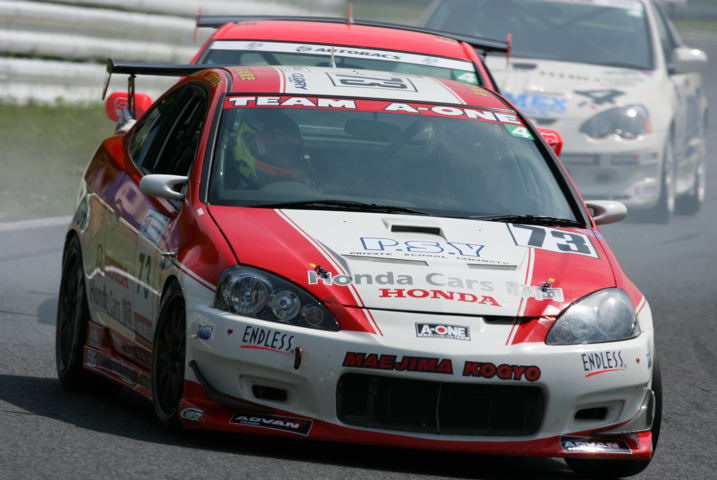 ST4クラス予選トップはPSY.A-ONE.ED.DC5（山本すばる／山崎学／高橋篤史組）